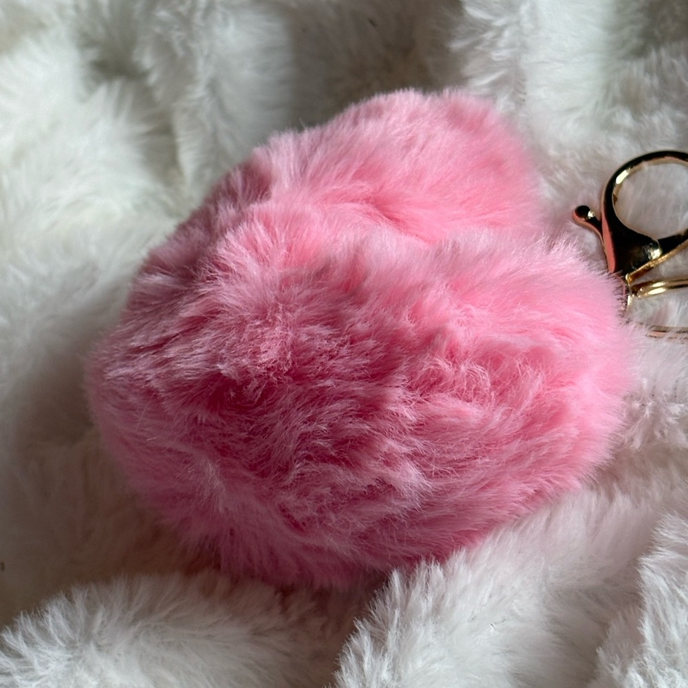 Pink Heart-Shaped Fur Keychain - Picture 2 of 2